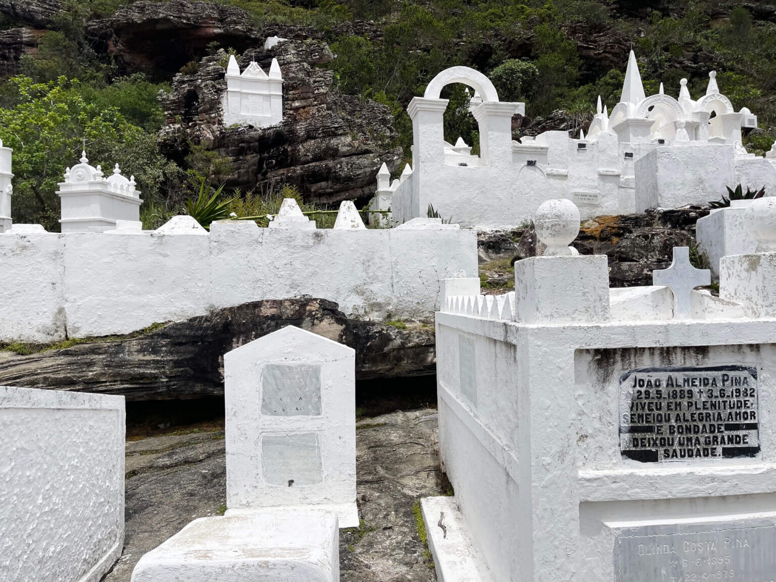 Cemitério Bizantino de Mucugê: saiba a história e como visitar